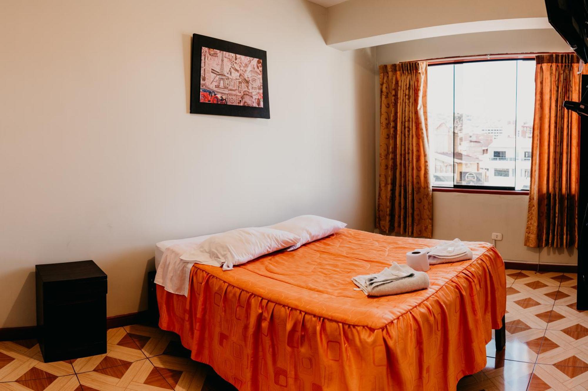 Hostal Pachacuteq Inn กุสโก ภายนอก รูปภาพ