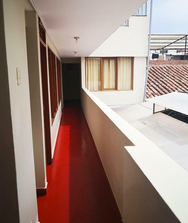 Hostal Pachacuteq Inn กุสโก ภายนอก รูปภาพ